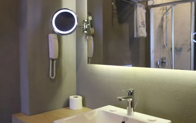 Sandora Boutique Hotel