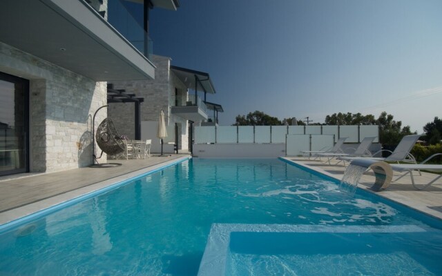 White Pearl Luxury Villas