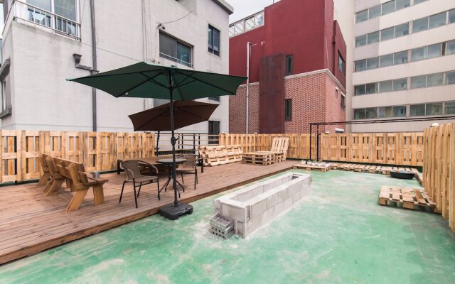 Seoul Cube Hotel - Hostel