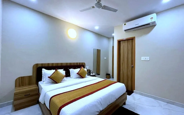 Hotel Vrinda Niddhivan- near Prem mandir