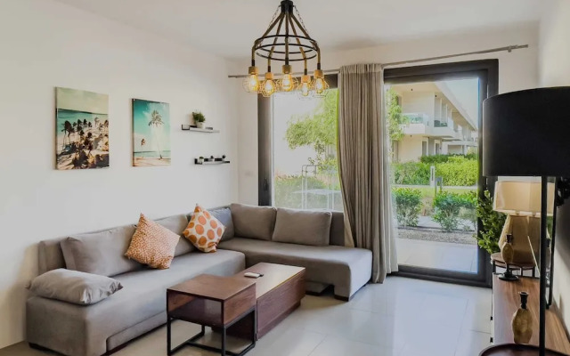 Refreshed & Uplifted 2 BDR @ G Cribs