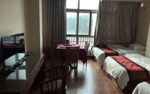Puqian Business Hotel