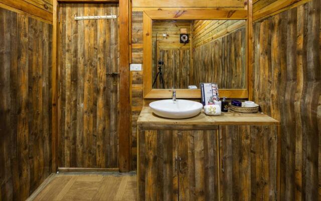 SaffronStays Cabana