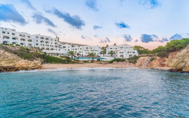 White Sands Beach Club