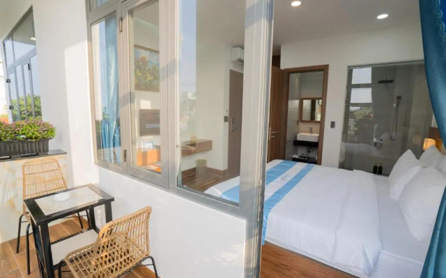Santini Hotel
