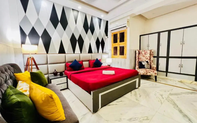 Divine Inn Hotel Rajouri Gardan