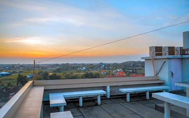 E Luxury Suites Seminyak by InnApps