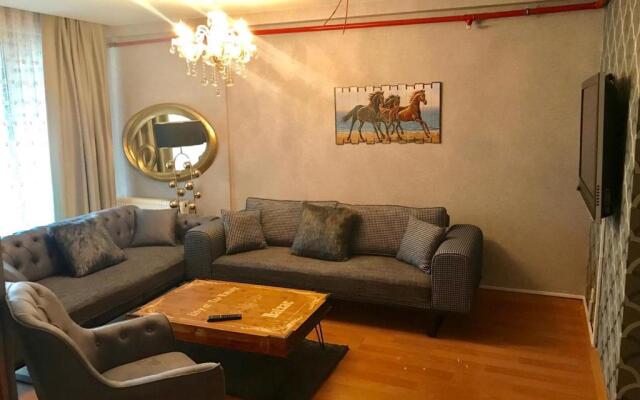 CTS Elysium Residence Duplex Apt. 85