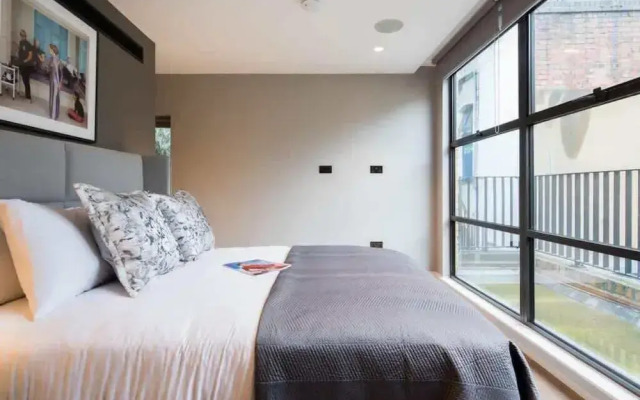 The Avicii Signature - Soho - by Frankie Says