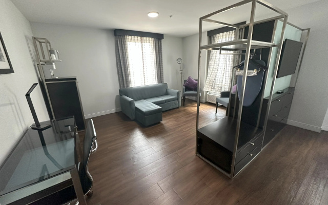 Holiday Inn Express Dallas Downtown by IHG