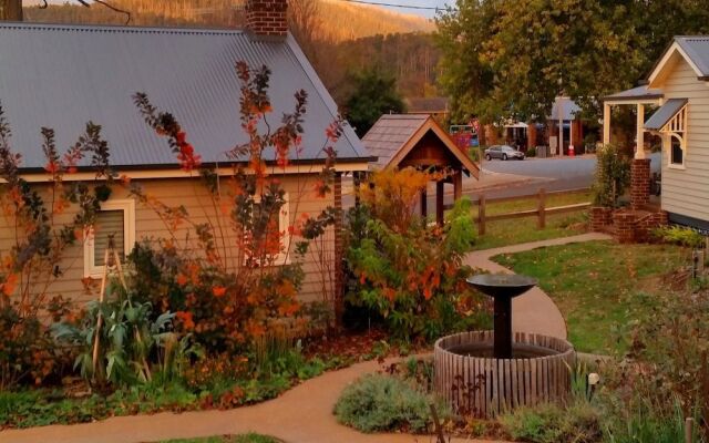 Marysville Garden Cottages