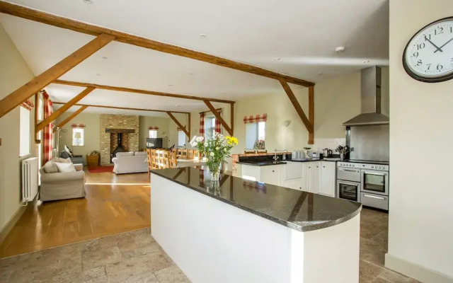 Spacious Open-Plan Home in Oxfordshire