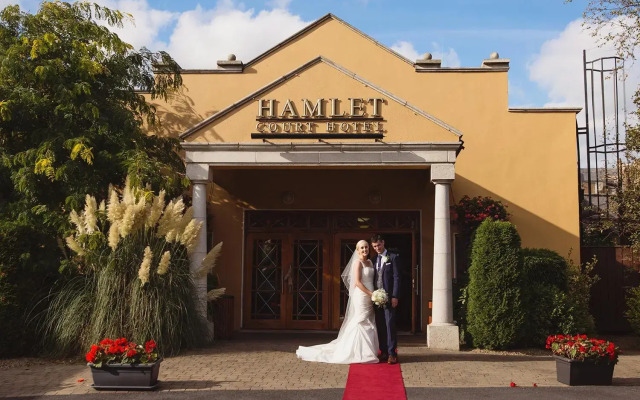 Hamlet Court Hotel