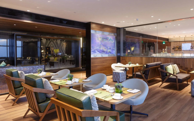 Jingguang Center Apartment