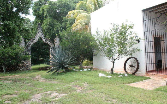 Hacienda Blanca Flor