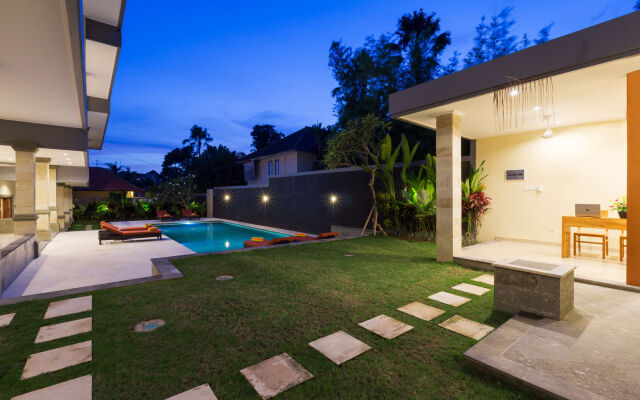 Kubu Petitenget Suite Seminyak