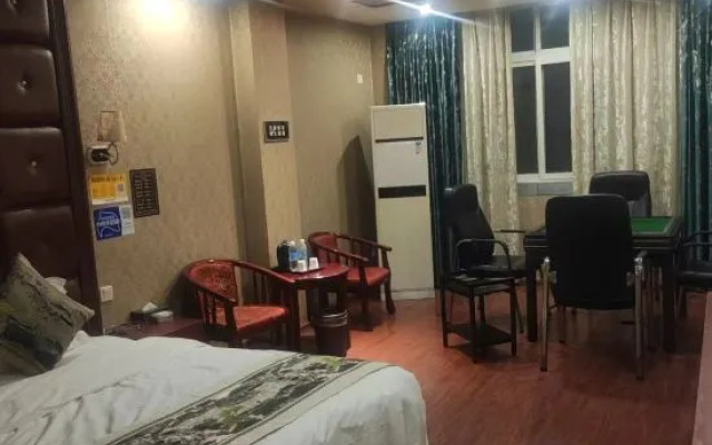 Huangdu Hotel (Zhaotong Experimental Middle School)