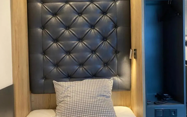 Munich Deluxe Hotel