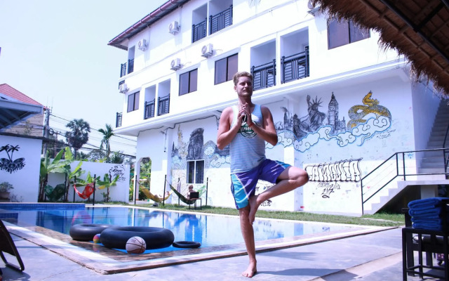 Pool Party Hostel