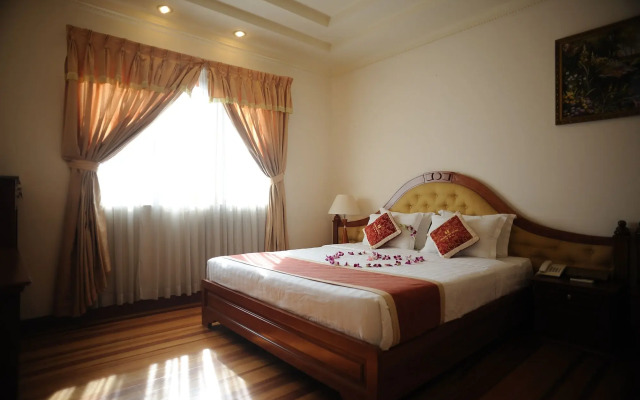 Hoang Yen Hotel