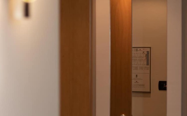 Master Hotel