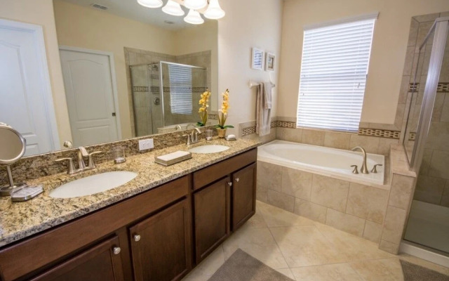 Apartment & Town Homes Close to Disney