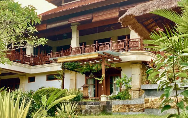Gunung Paradis Retreat