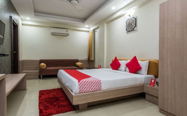Townhouse 704 Hotel Divya Palace