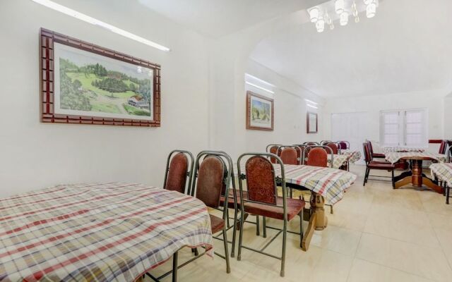 Treebo Atithi Bhavan, 1 Km From Ooty Lake