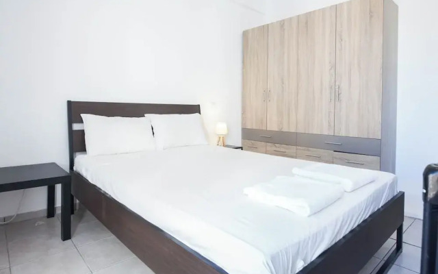 Stylish 1 Bd Apt w Balcony in Petralona
