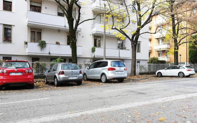 Yourbanflat Red Poppy