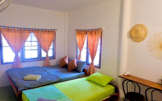 Lungkluay homestay