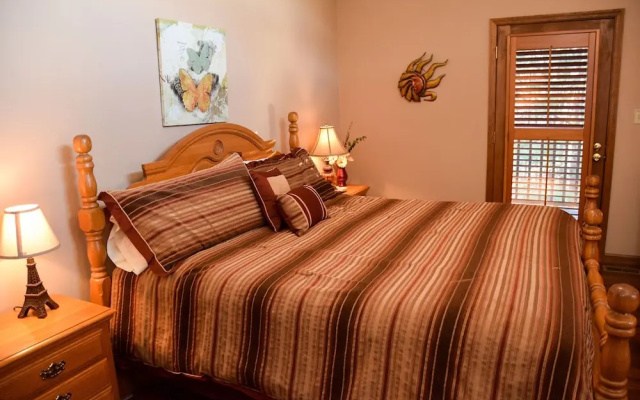 BOUNDARY HAVEN - 3 Br Cabin