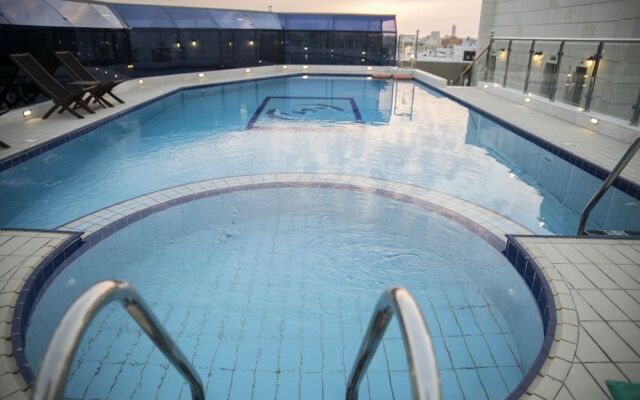 Ocean Hotel