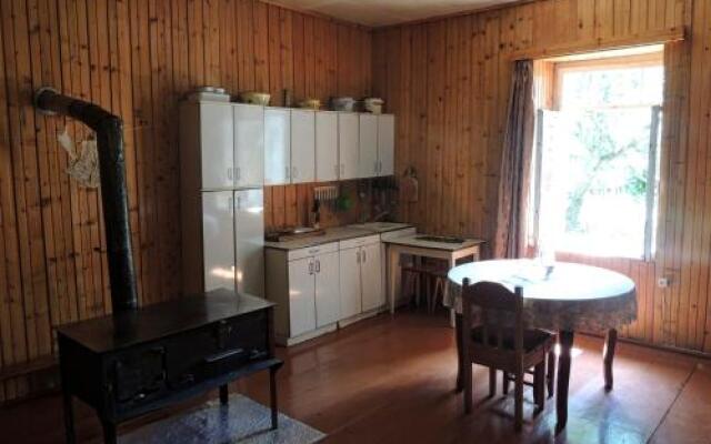 Ushgulitour`s Guesthouse