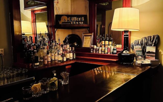 Inn at Gifford House