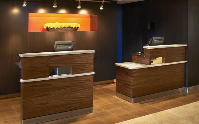 Courtyard by Marriott Cincinnati-Covington