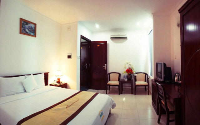 Amanda Hotel
