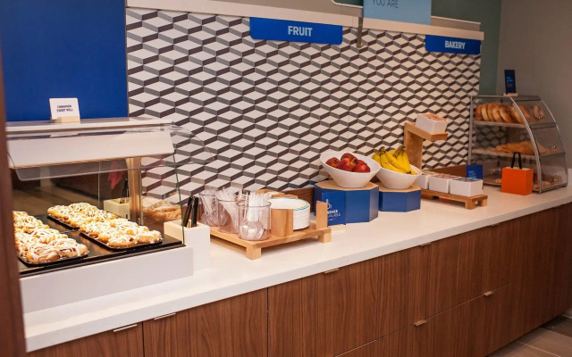 Hampton Inn & Suites Fultondale Birmingham I 65, AL