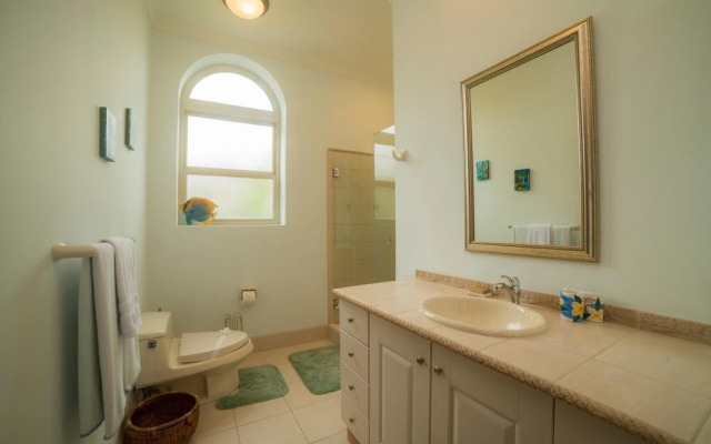 Bella Vista 2D - 3 bdr - 3 1 2 Bath