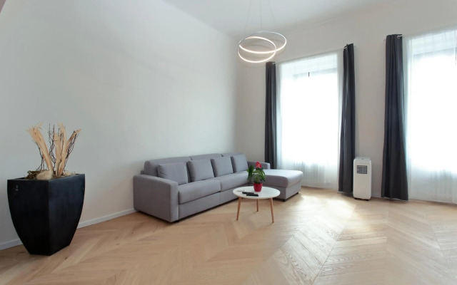 The Apartment House - Mezibranska