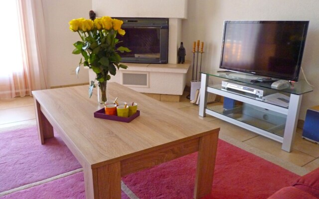 La R ze No 6 Leytron