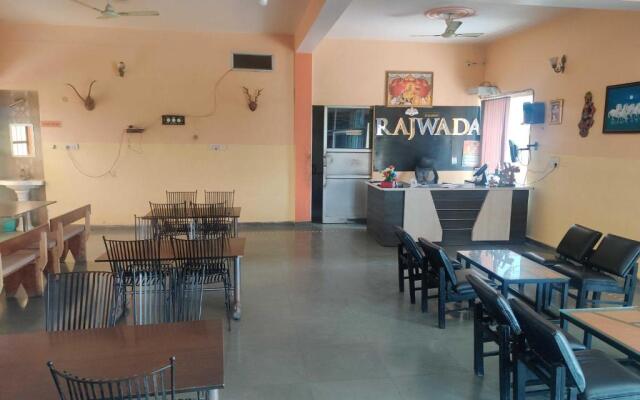 OYO 93263 Rajwada Hotel And Restaurant