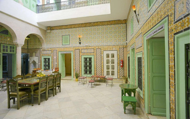 Dar Ya - Hostel