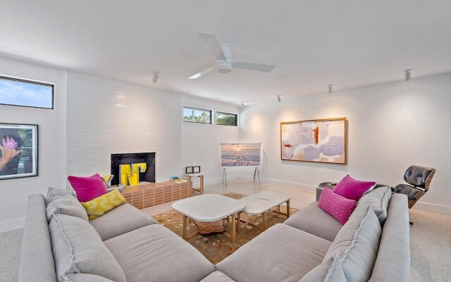 The Windward House 3 Bedroom Home by RedAwning