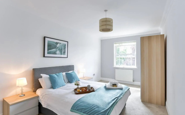 KVM - Jubilee Mansions Apartment by KVM Serviced Accommodation