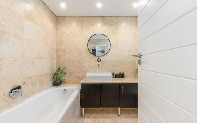 Devonshire Apartment