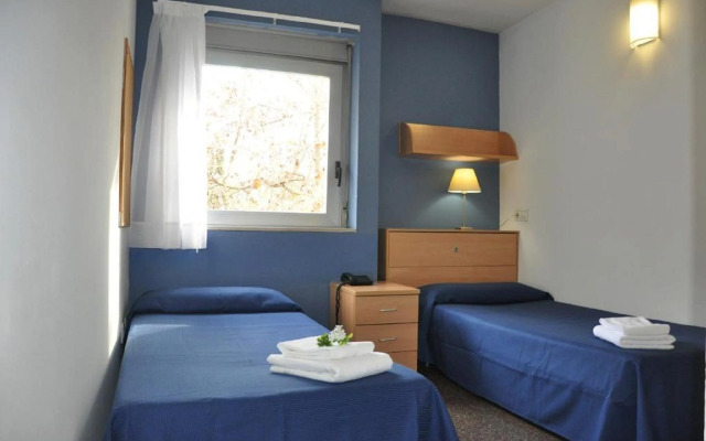 Residencia Universitaria Resa La Ciutadella -Campus Accomodation