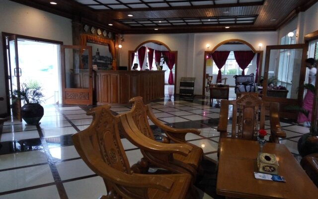 Mrauk U Hotel