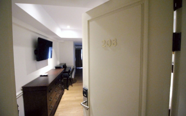 Sasha House-Hotel-Senanikom